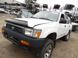 1995 TOYOTA 4RUNNER SR5 WHITE 2.4L MT 4WD Z18133